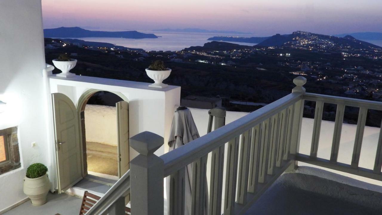Santorini 180 Degrees Villa Pýrgos Eksteriør billede